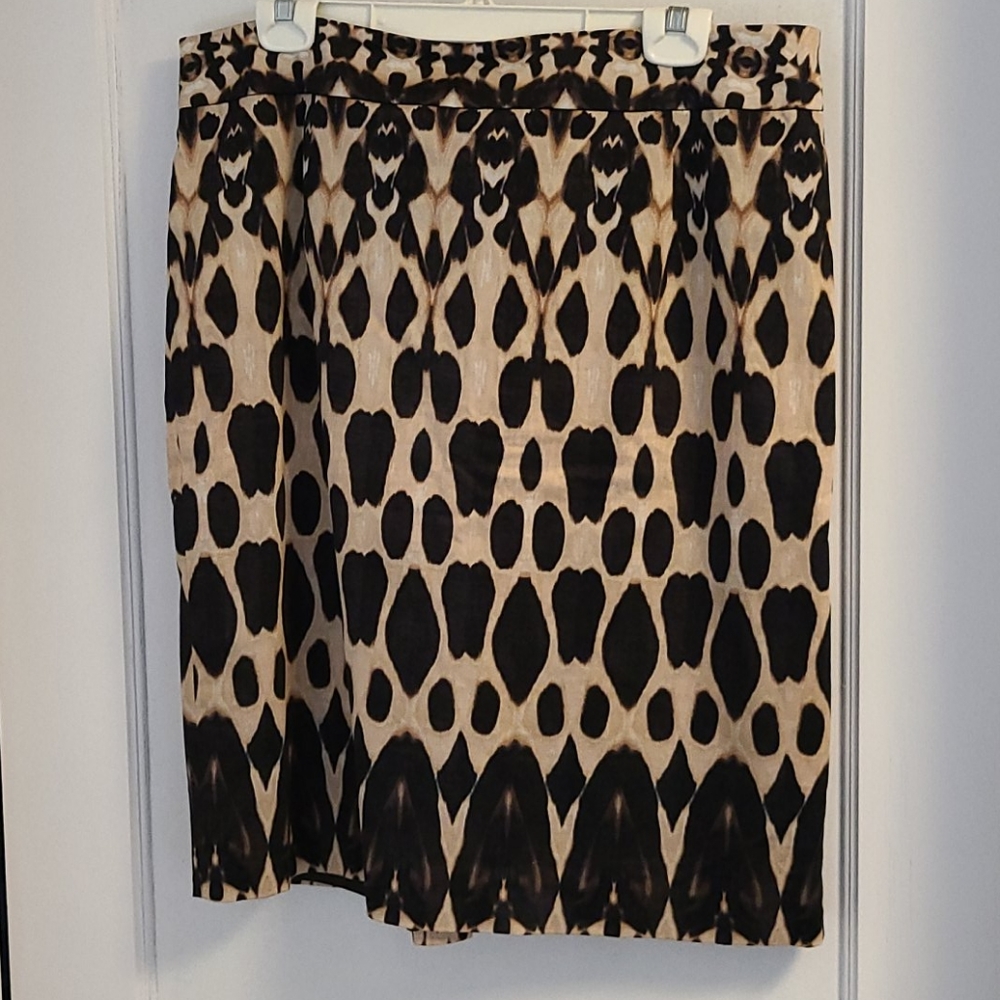 FINAL PRICE Black and tan print pencil skirt